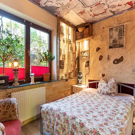 Comfortable In Mecklenburg With Fireplace Wismar