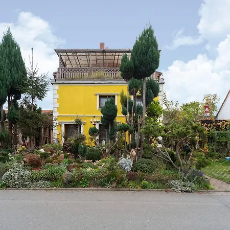 Comfortable In Mecklenburg With Fireplace Apartment *