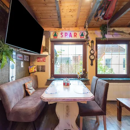 Comfortable In Mecklenburg With Fireplace شقة *