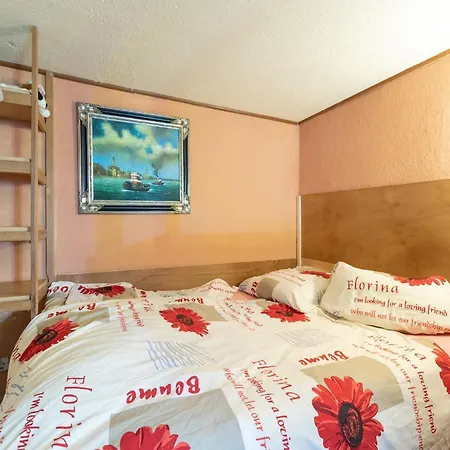 Lägenhet Comfortable In Mecklenburg With Fireplace Wißmar