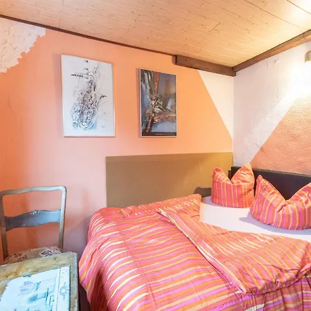 Comfortable In Mecklenburg With Fireplace شقة *