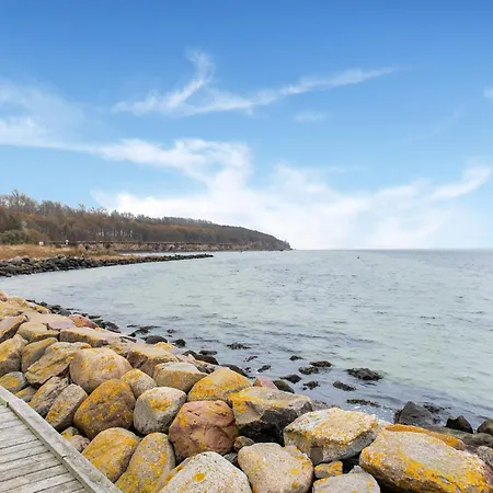 Comfortable In Mecklenburg With Fireplace شقة *