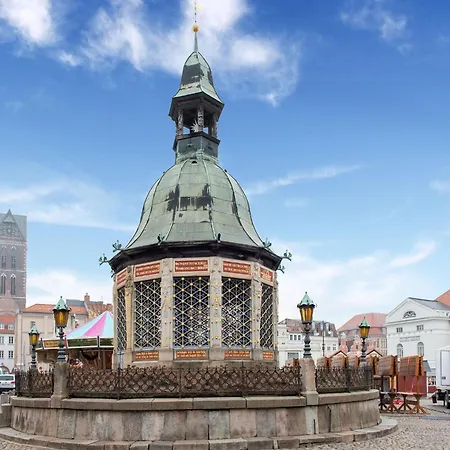 شقة Comfortable In Mecklenburg With Fireplace Wißmar