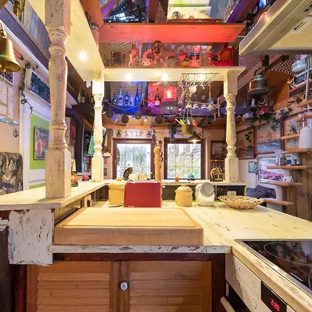 شقة Comfortable In Mecklenburg With Fireplace Wißmar