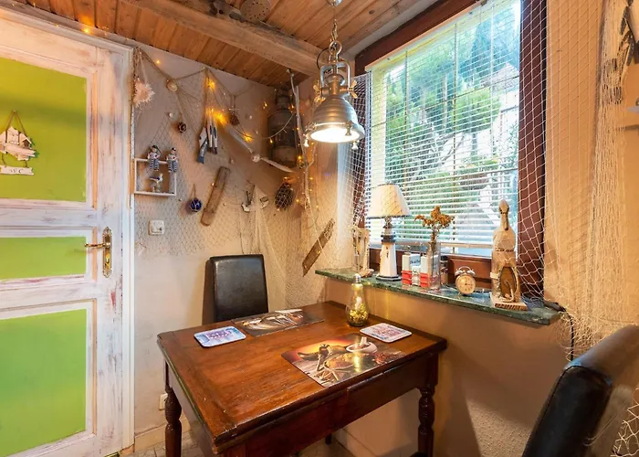 Comfortable In Mecklenburg With Fireplace