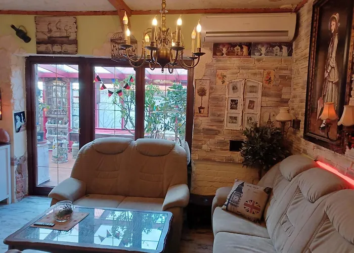 Comfortable In Mecklenburg With Fireplace Wißmar