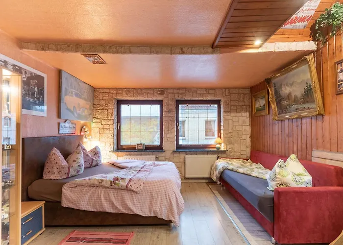 Comfortable In Mecklenburg With Fireplace *